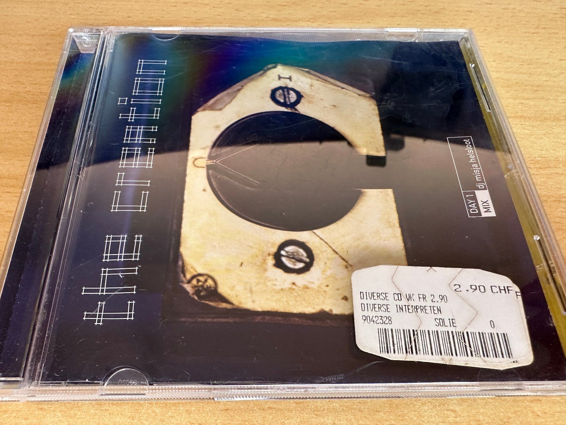 CD: Various – The Creation: Day 1 – Usato da Rikon im Tösstal venduto da Alpenmutz