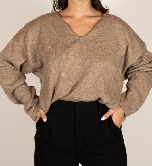 Top: Pull en tricot super doux Unique – Nuovo (secondo la descrizione) da St-Imier venduto da goodber