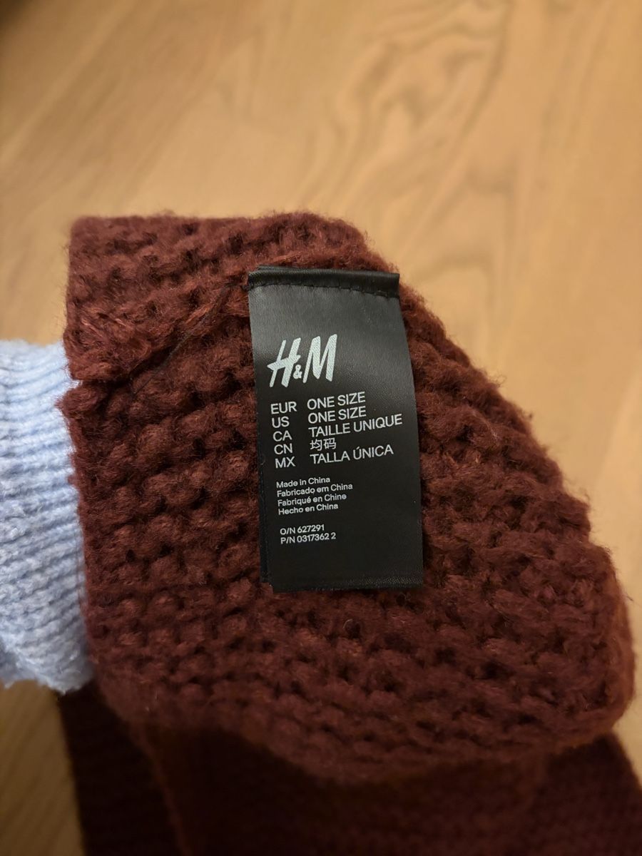 H&M Foulards, Tücher & Schals: Schal – Neu (gemäss Beschreibung) aus Wangen b. Olten von oli_f9b8 1