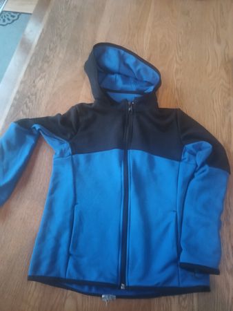 Trainingsjacke (Jacke mit Kapuze), Grösse 134/140
