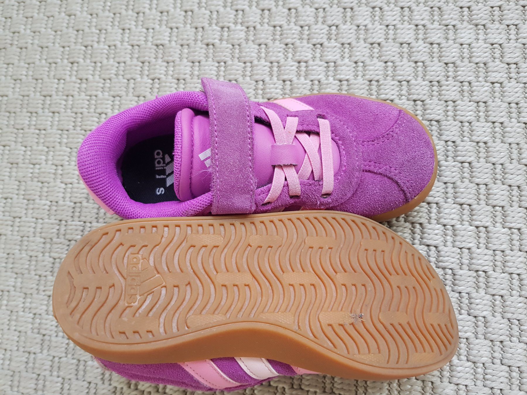 Adidas Schuhe für Mädchen: Adidas Sneakers – Gebraucht aus Münchenstein von mt25 2