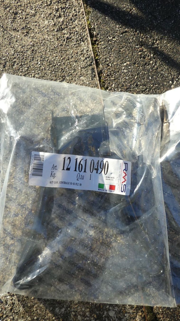 Sonstige Dekorationen & Accessoires: Hauptständer für Piaggio SI FL2 – Neu und originalverpackt aus Lausen von Vectrex1