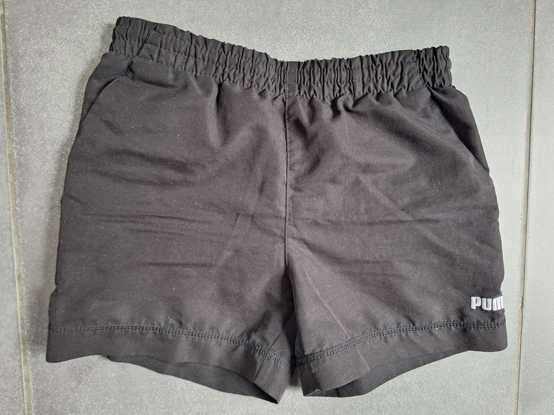 Puma Hosen: Sporthose kurz von Puma, 140 – Gebraucht aus St.Gallen von dajo0809