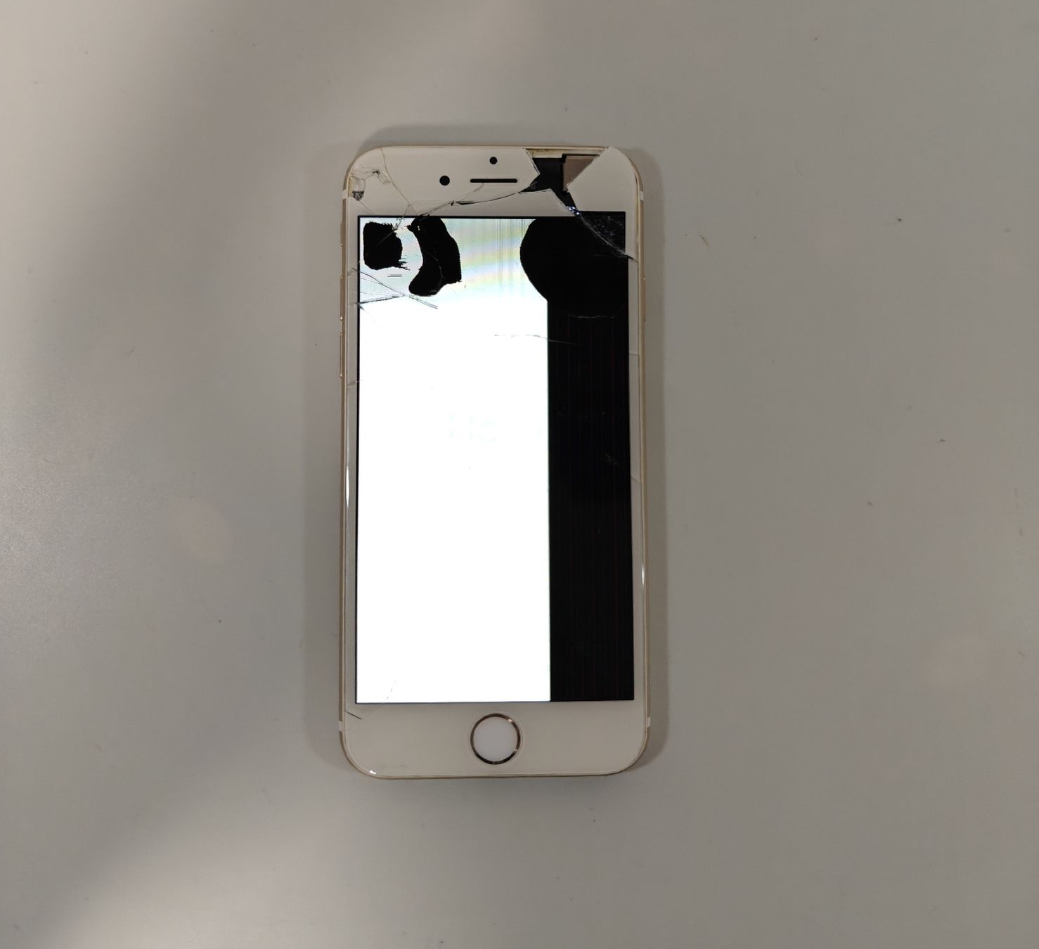 Apple Handys / Smartphones: iPhone 6 – Defekt aus Ehrendingen von Rocky985 1