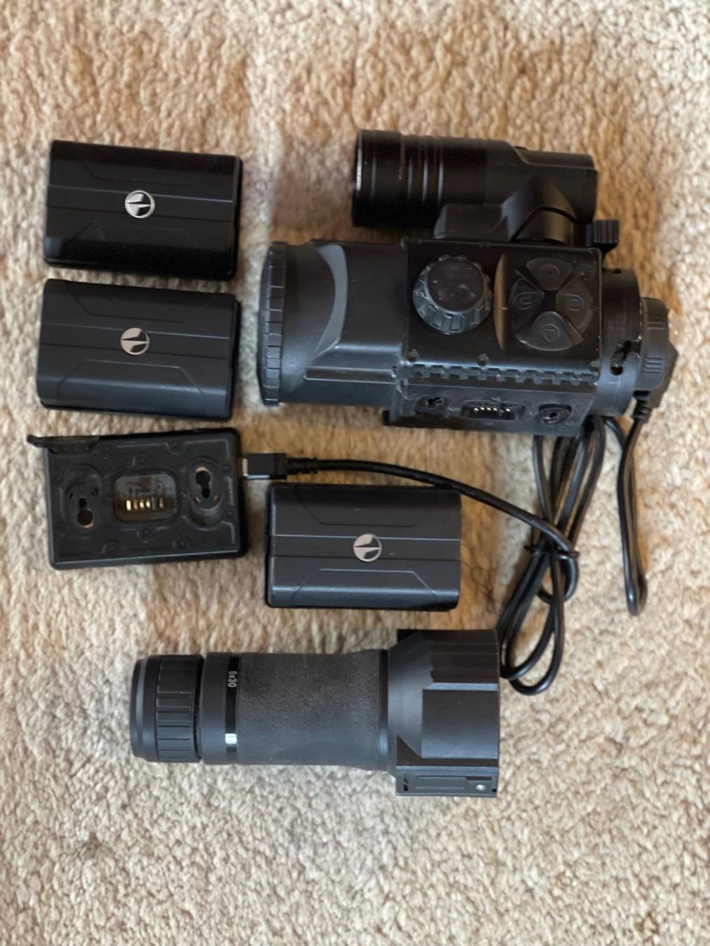 Fotocamera: Digitales Vorsatzgerät Pulsar FN455 – Usato da Neuhausen venduto da Lechasseur