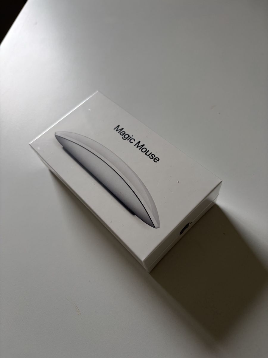 Apple Mouse: Apple Magic Mouse – Nuovo e nell'imballaggio originale da Zofingen venduto da Piratvg