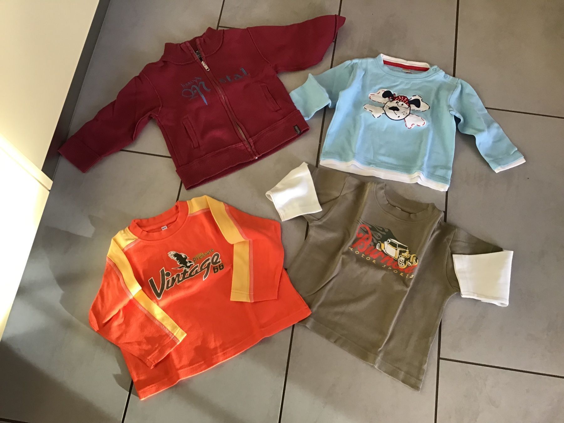 Lotti & Set di vestiti: Kleiderpaket grösse 86/92 – Usato da Trimbach venduto da gregy69s 1
