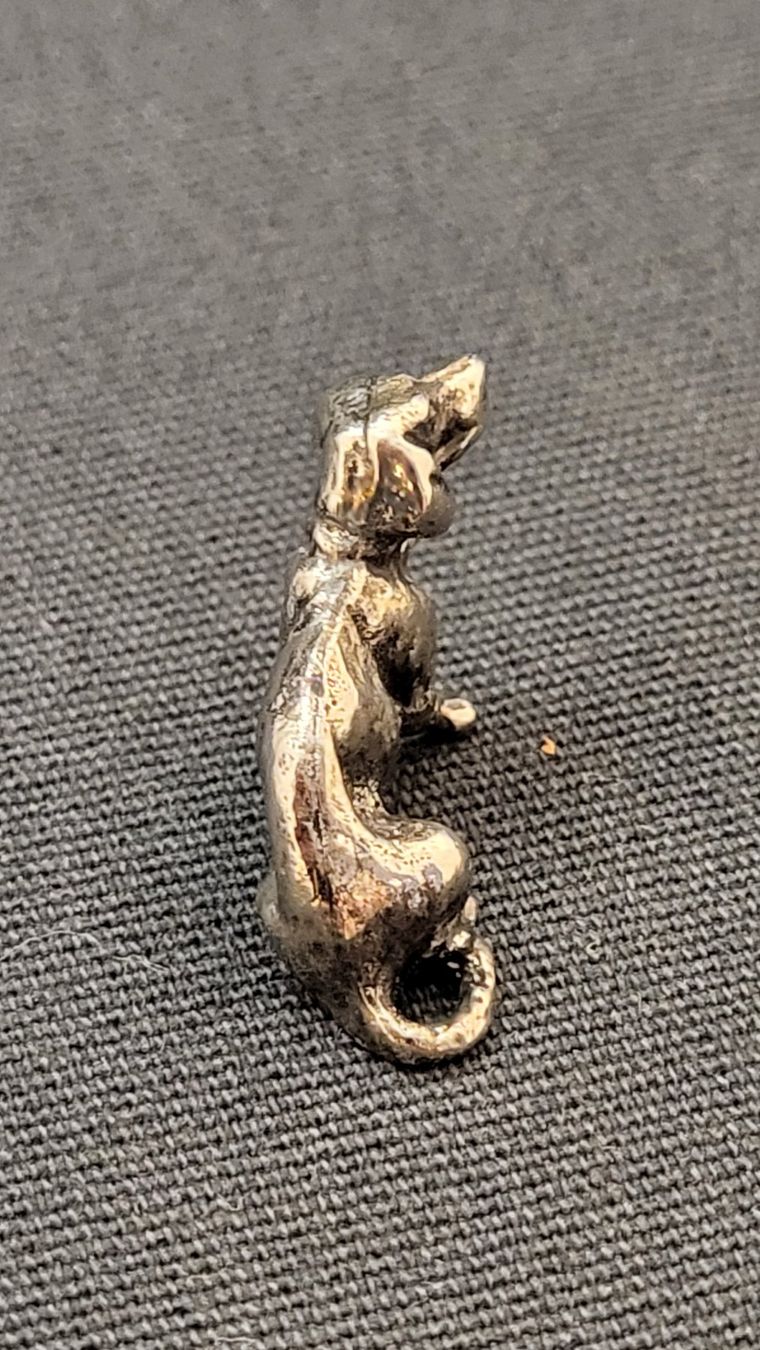 Statuette: Kleiner Metall-Dackel "VIII" – Usato da Basel venduto da spinne02 3