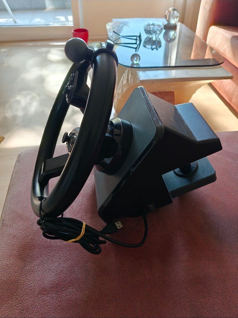 Logitech Controller: Saitek Farming Simulator Lenkrad gebraucht – Gebraucht aus Basel von 69a_5tn8 1