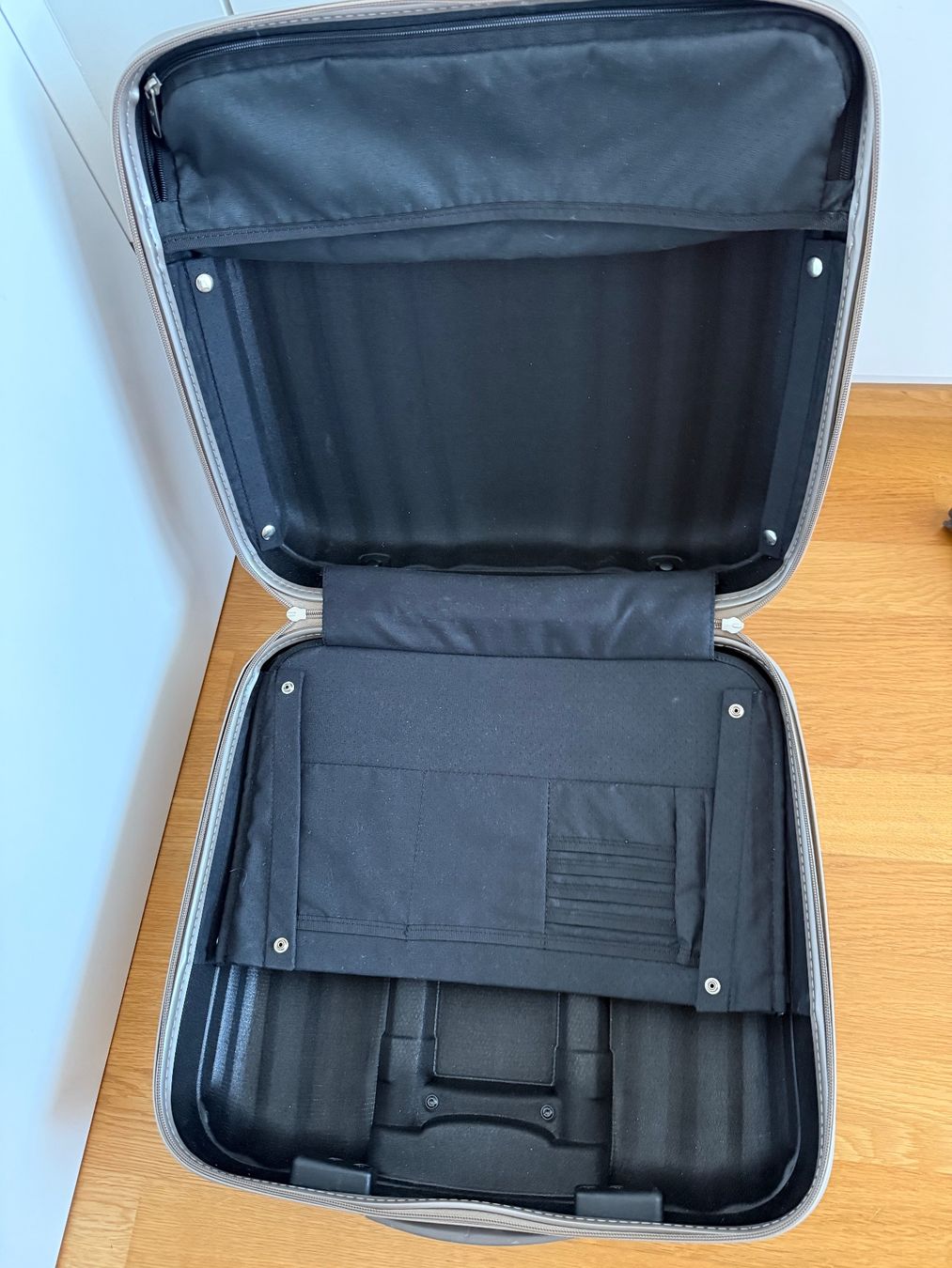 Altro in Aeronautica: Samsonite Business Trolley – Usato da Luzern venduto da ElaG 2