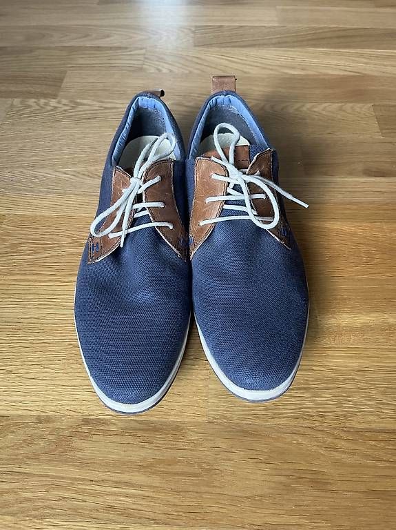 Scarpe da uomo: Herren-Schuhe dunkelblau Grösse 45 – Usato da Zürich venduto da sus_n9fj