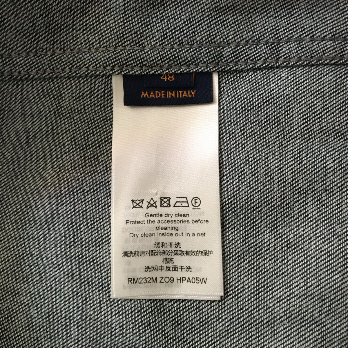 Louis Vuitton Jacken: Louis Vuitton blouson Monogram Denim Bleutée – Neu (gemäss Beschreibung) aus Geneve von chris2791 5