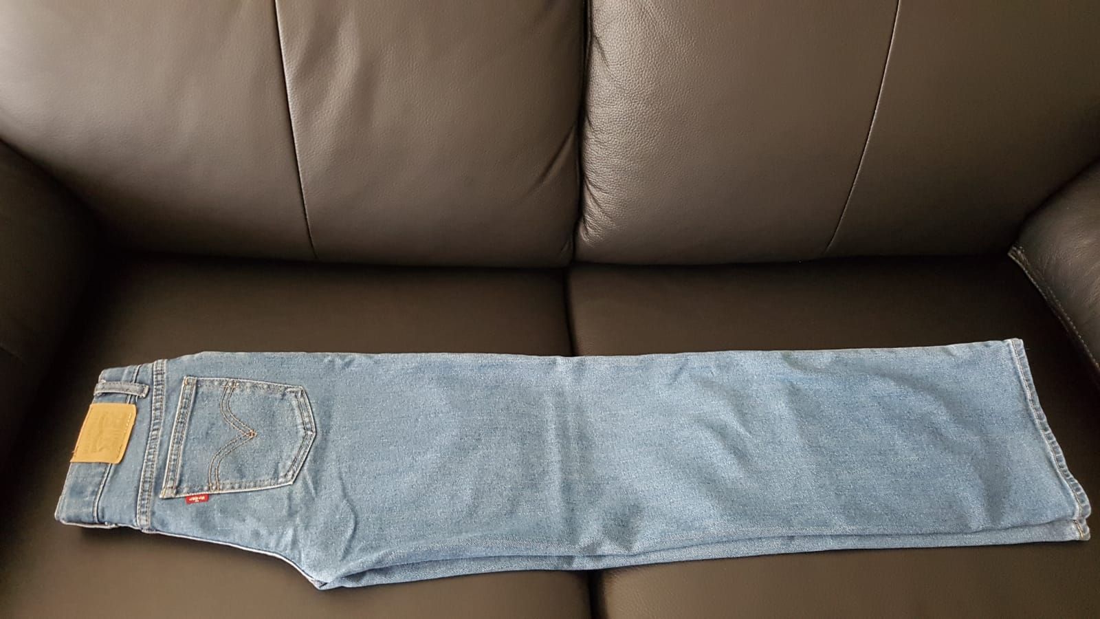 Levi's Pantaloni: Levis Wide Leg Gr.12(A) 152cm. – Usato da Zürich venduto da ata_c8nh