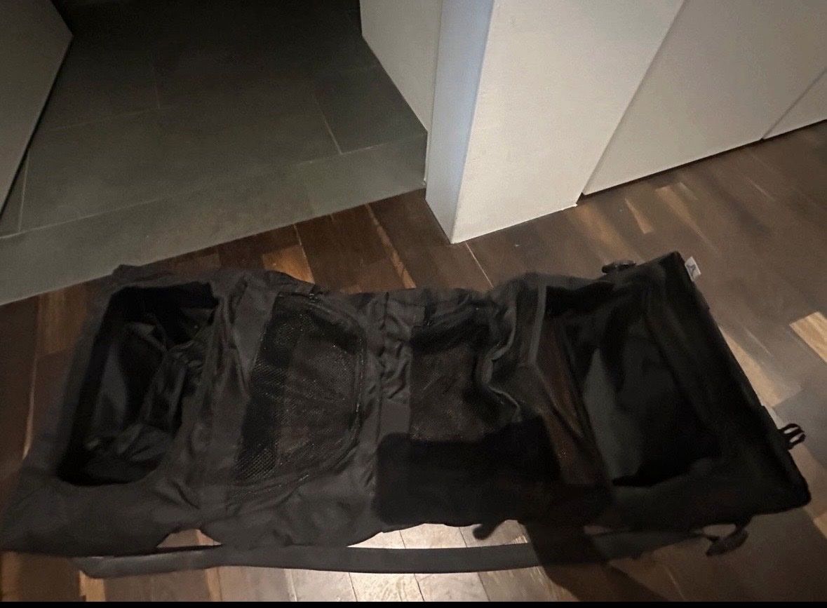 Valigie: Tramora Reisegepäck USB Koffer mit eingebautem Tisch – Usato da Balgach venduto da ren_xy57 6