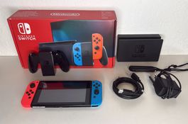 Nintendo Switch Konsole mit Zubehör komplett