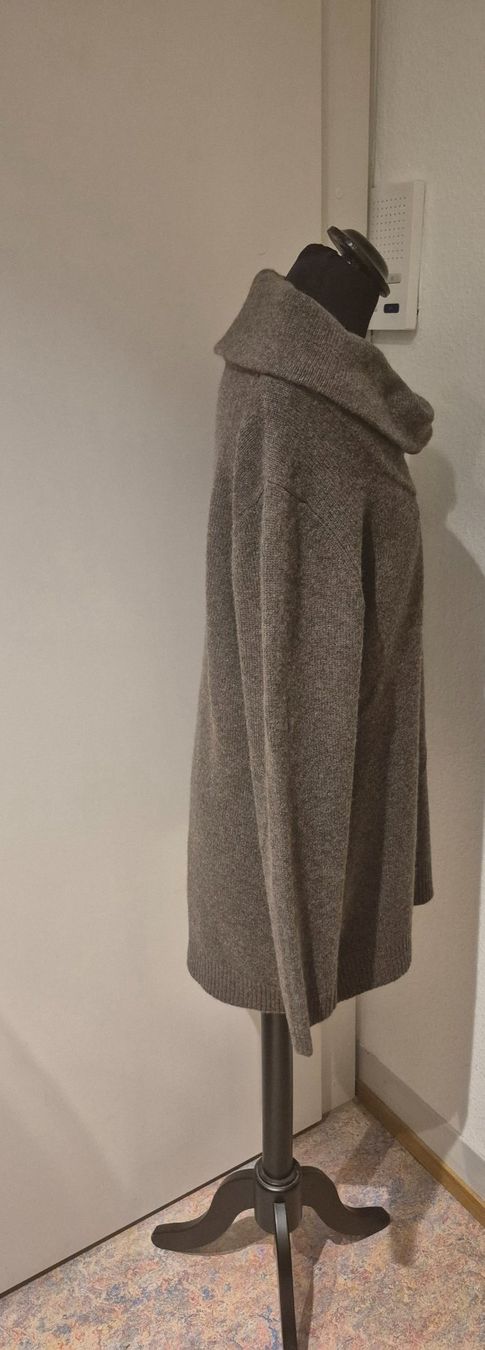 Pulls & Sweat-shirts: Damen Pullover braun mit Wasserfallkragen Kaschmere – D'occasion à Zürich par Roberto040 3