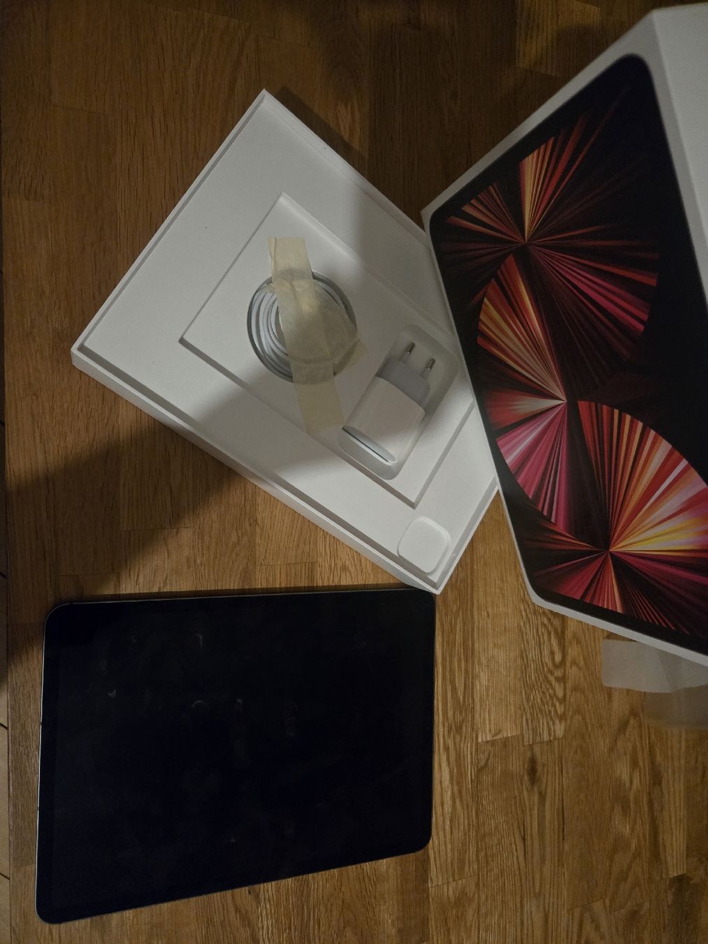 Apple Tablet PC: iPad Pro M1"  256 GB – Usato da Bern venduto da h.on 1