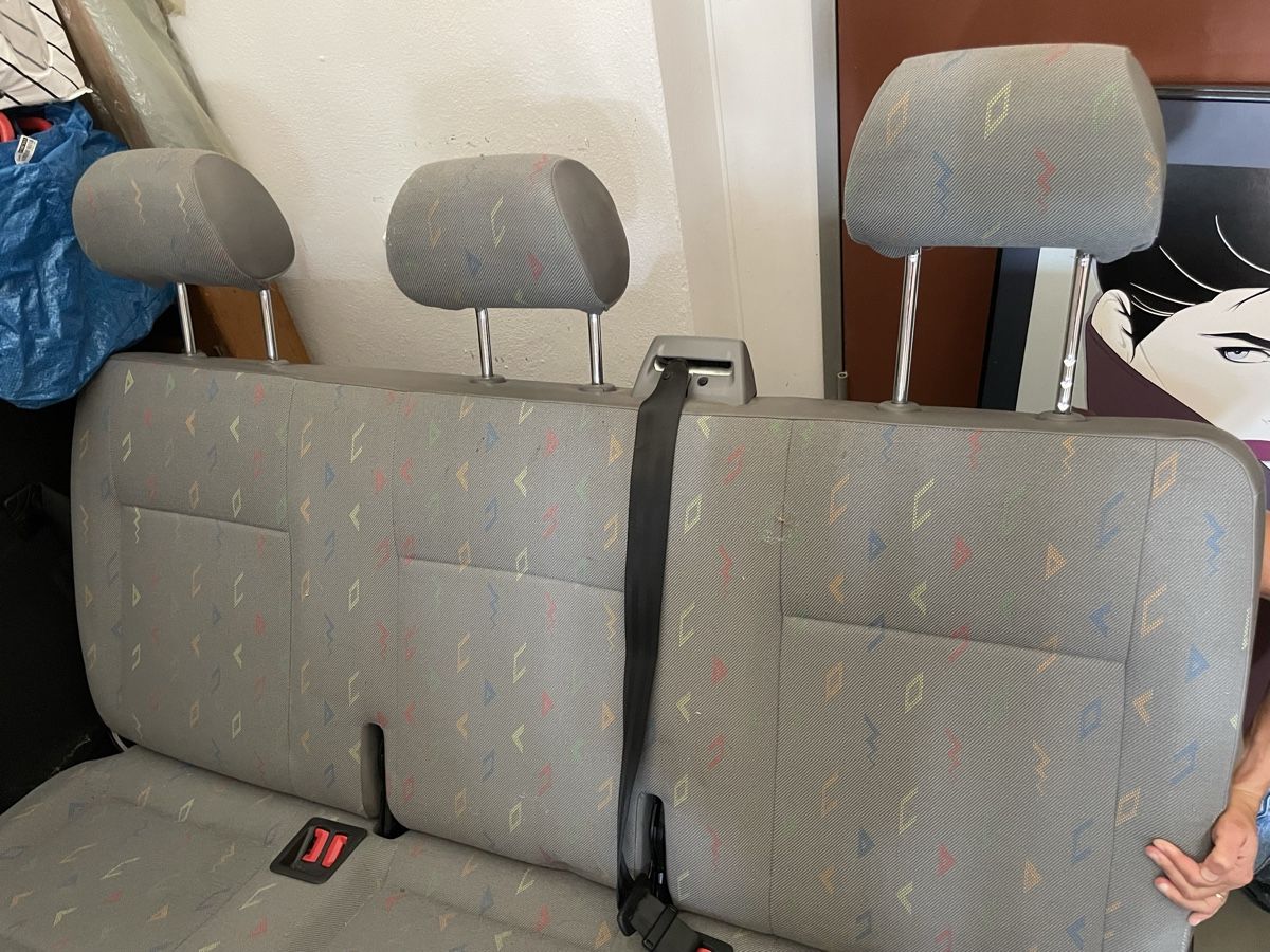 VW Toutes les pièces auto: Sedili VW T5 – D'occasion à Bedigliora par des_j29b