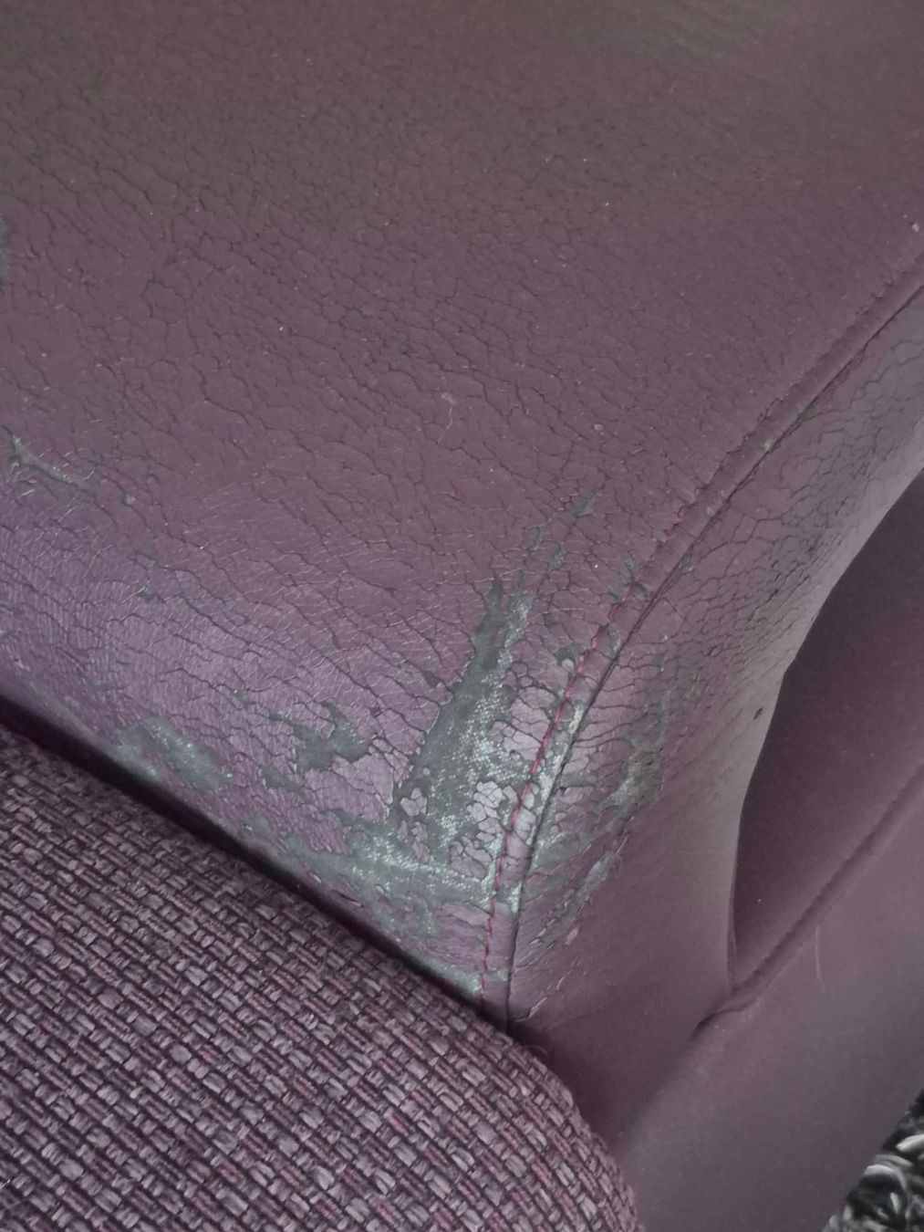 Divani: Ecksofa Leder violett – Usato da Pfäffikon ZH venduto da thf_rqs2 2