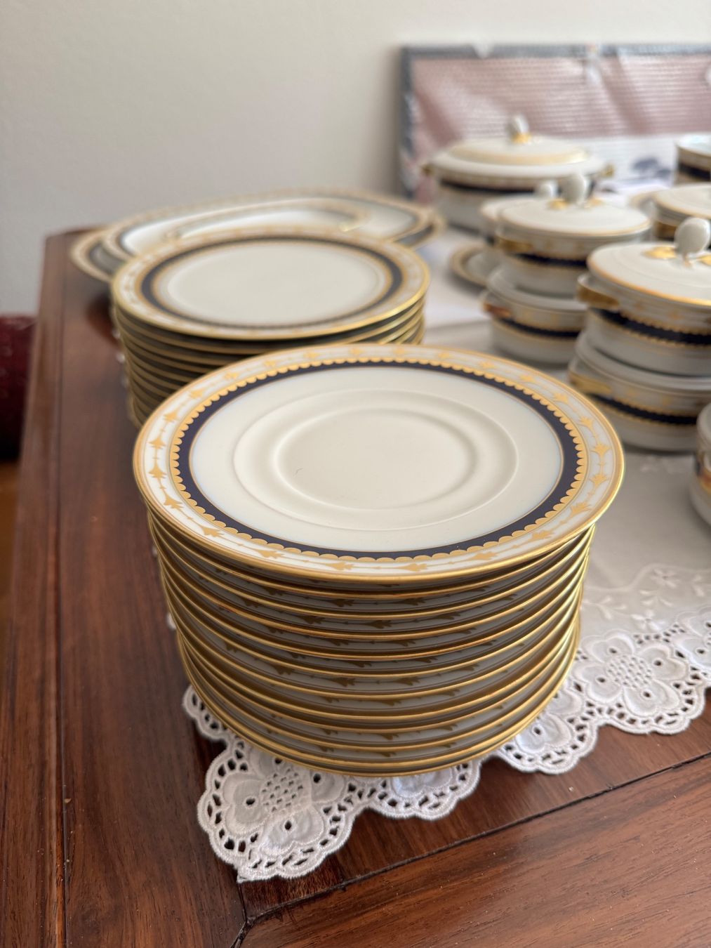 Set di piatti: Tafelservice 12 teilig – Usato da Bern venduto da HayozHayoz 3