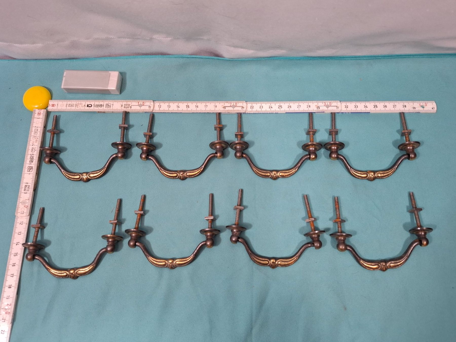 Ferramenta: 8 Möbel Fall Griffe mit Rosetten, Antik Style (4079#MBS3) – Nuovo (secondo la descrizione) da Baar venduto da rocca268 2