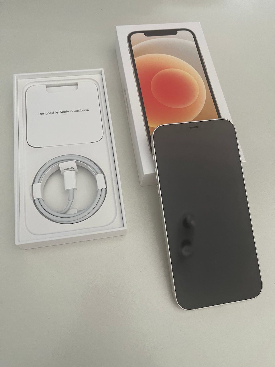 Apple Telefoni cellulari / Smartphones: iPhone 12 White 64GB – Usato da Wädenswil venduto da quattromic 1