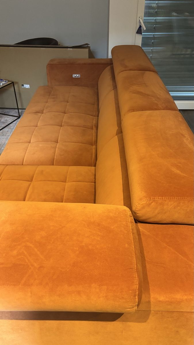 Sofas: Ecksofa orange mit elektrischer Verstellung – Gebraucht aus Gettnau von JessicaRenata 1