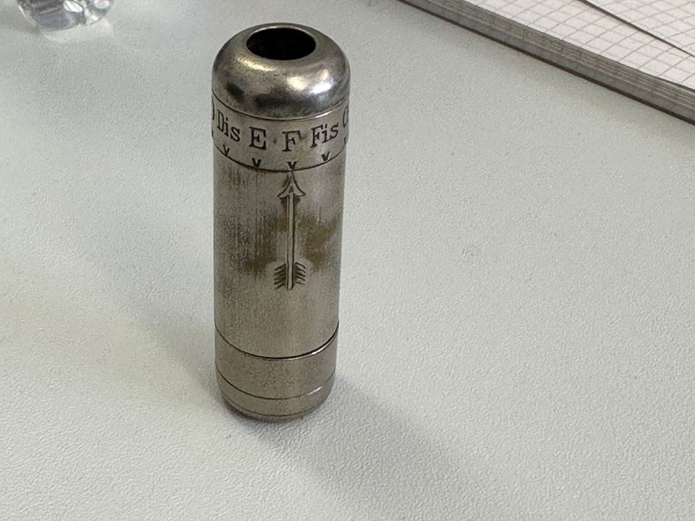 GALPADA Stimmflöte Für Gitarre & Ukulele - Präziser Tuner Für Bass, Mandoline, Violine