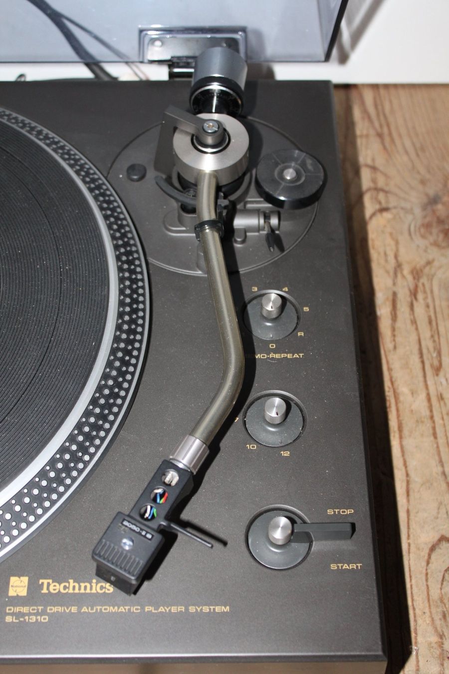 Technics Plattenspieler: Technics SL1310 Plattenspieler, Direct Drive Automatic – Gebraucht aus Glarus von  8