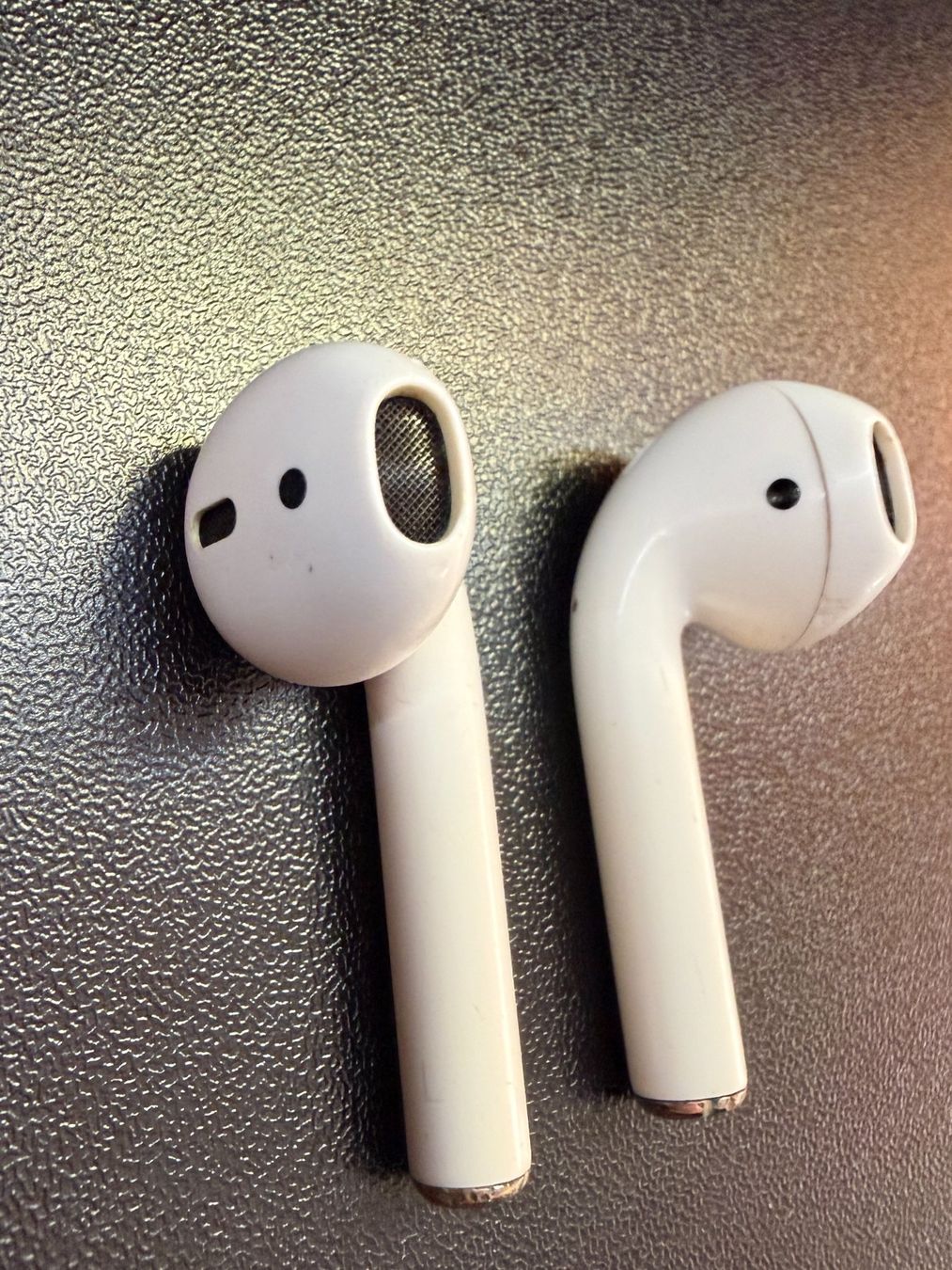 Kopfhörer: Apple AirPods (2. Generation / Modell A2031) – Gebraucht aus Henau von alainschuler 6
