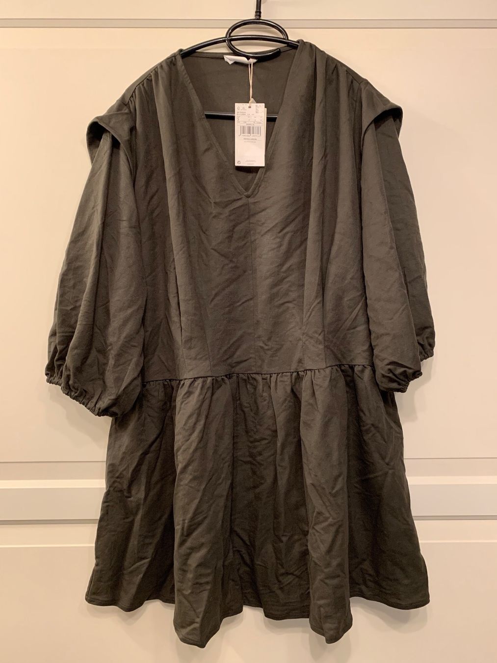 Mango Vestiti: *NEU* Luftiges Kleid von Mango S – Nuovo e nell'imballaggio originale da Wolfhausen venduto da ladrona
