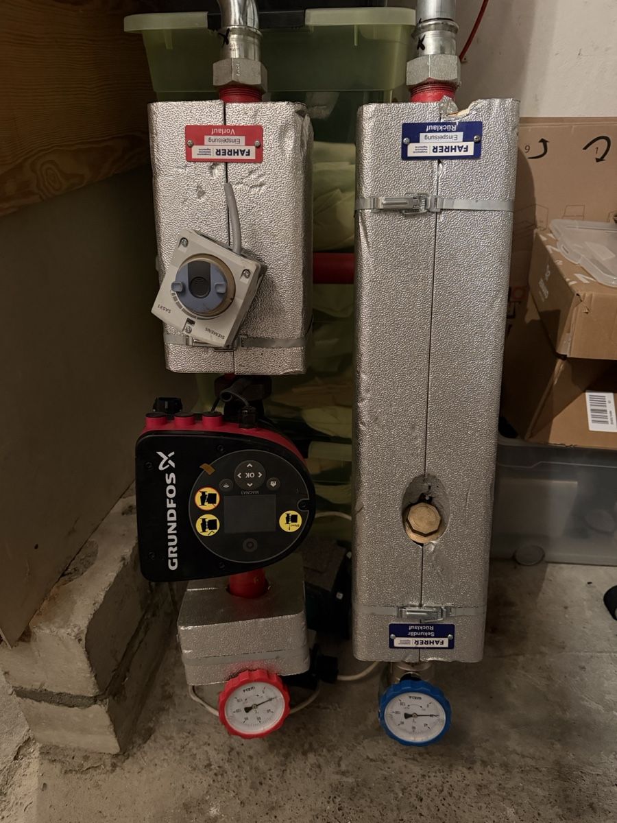 Grundfos Pompe & Parti di ricambio: Grundfos Heating Pump Unit with Insulation, Acceptable – Nuovo (secondo la descrizione) da Menziken venduto da sad_2l76