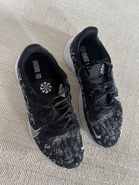 Nike Scarpe da donna: Nike Schuhe – Usato da Bösingen venduto da daimen99 1