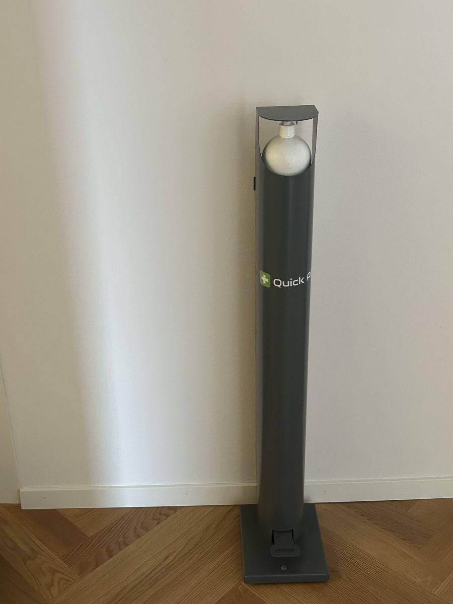 Nettoyage & Hygiène: Desinfektionsspender Quick Aid – D'occasion à Beckenried par jen_d7jd