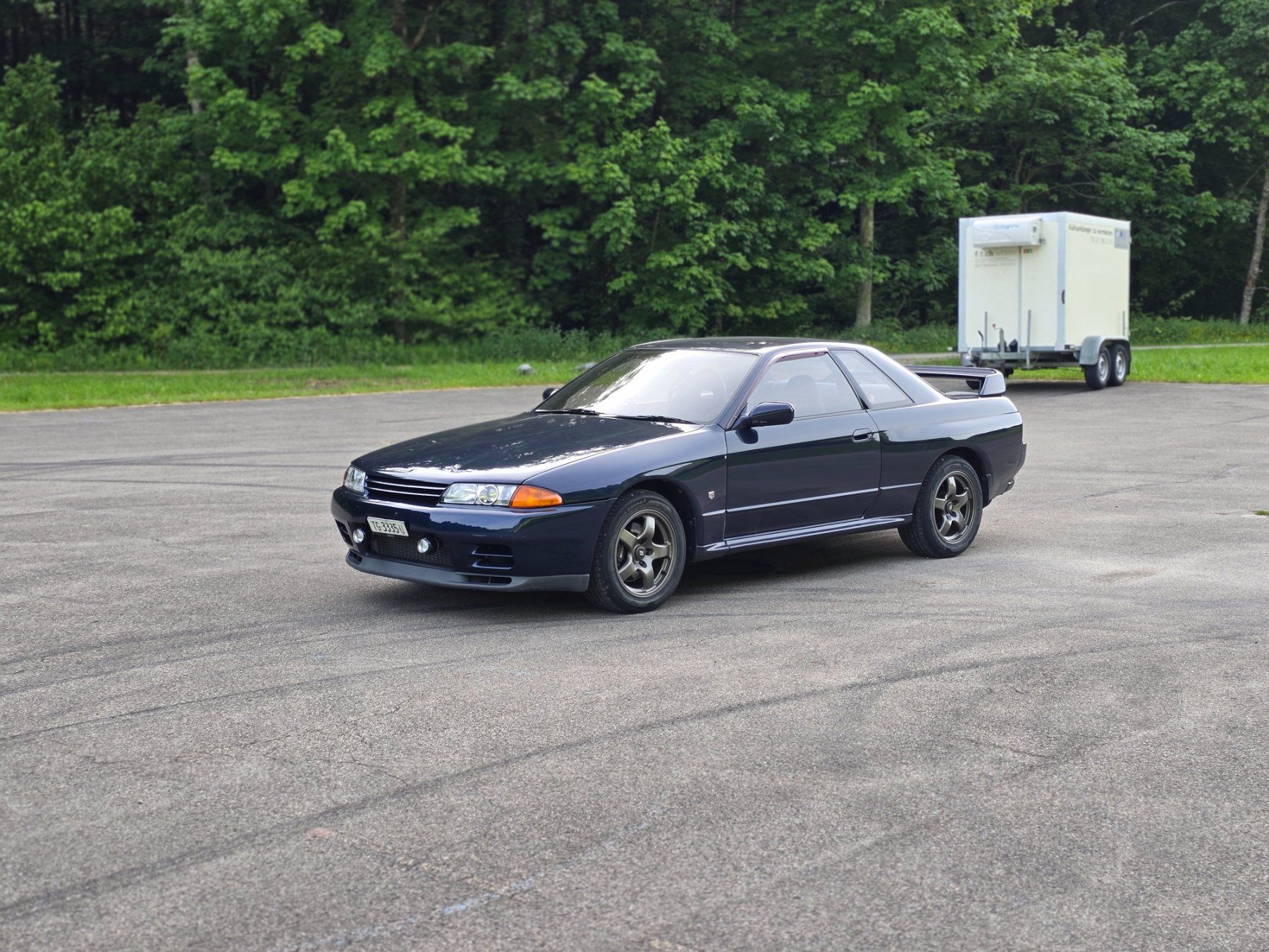 Nissan Skyline GT-R R32 in seltenem TH1 blau,Originalzustand (Gebraucht ...