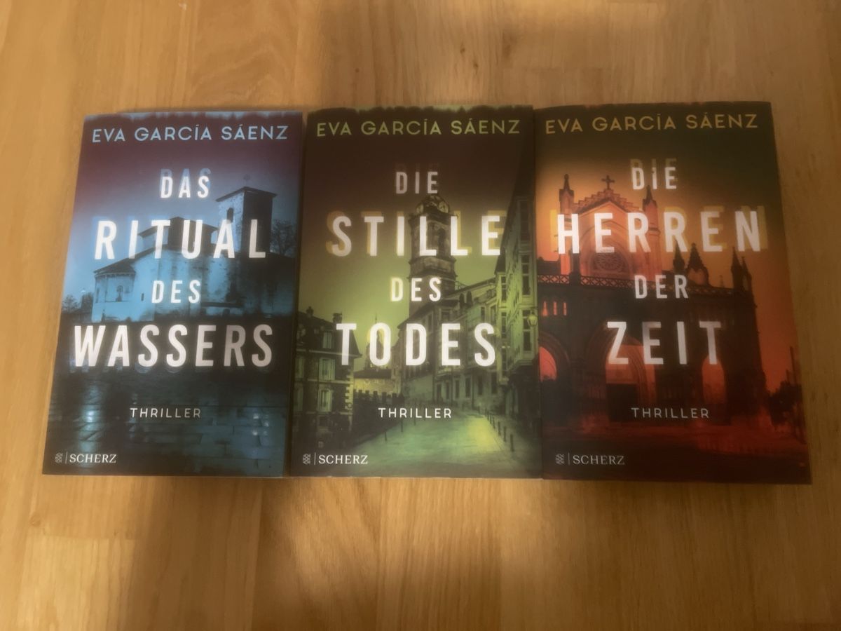 Livres: Eva García Sáenz Trilogie Thriller 1-3 – D'occasion à Aarau par Fluffy-Novel5