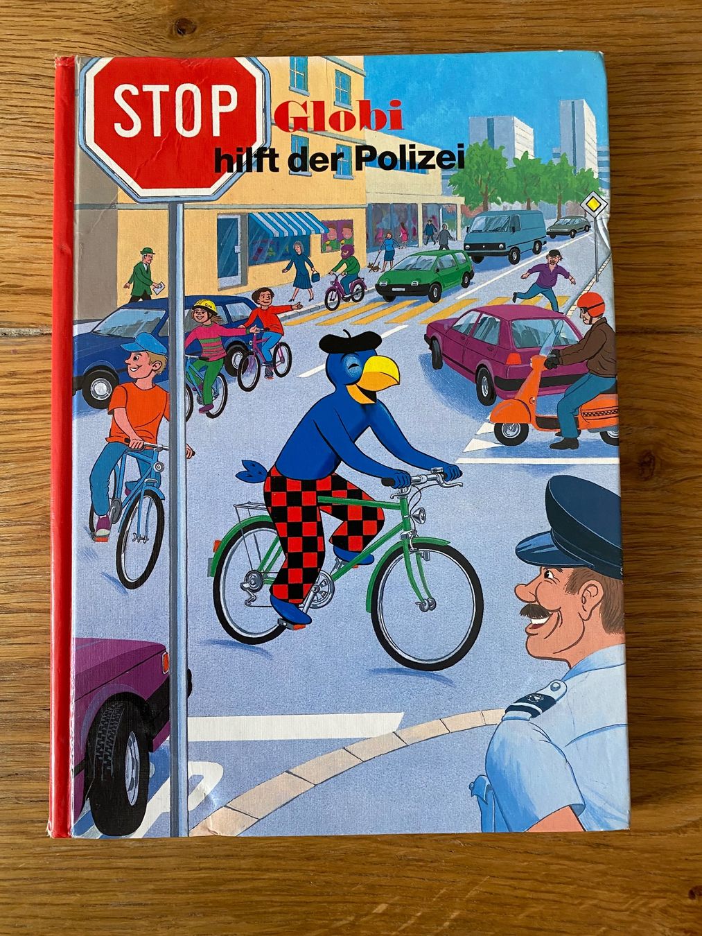 Libri: Globi hilft der Polizei 6.Auflage 2003 – Usato da Zäziwil venduto da meri79.
