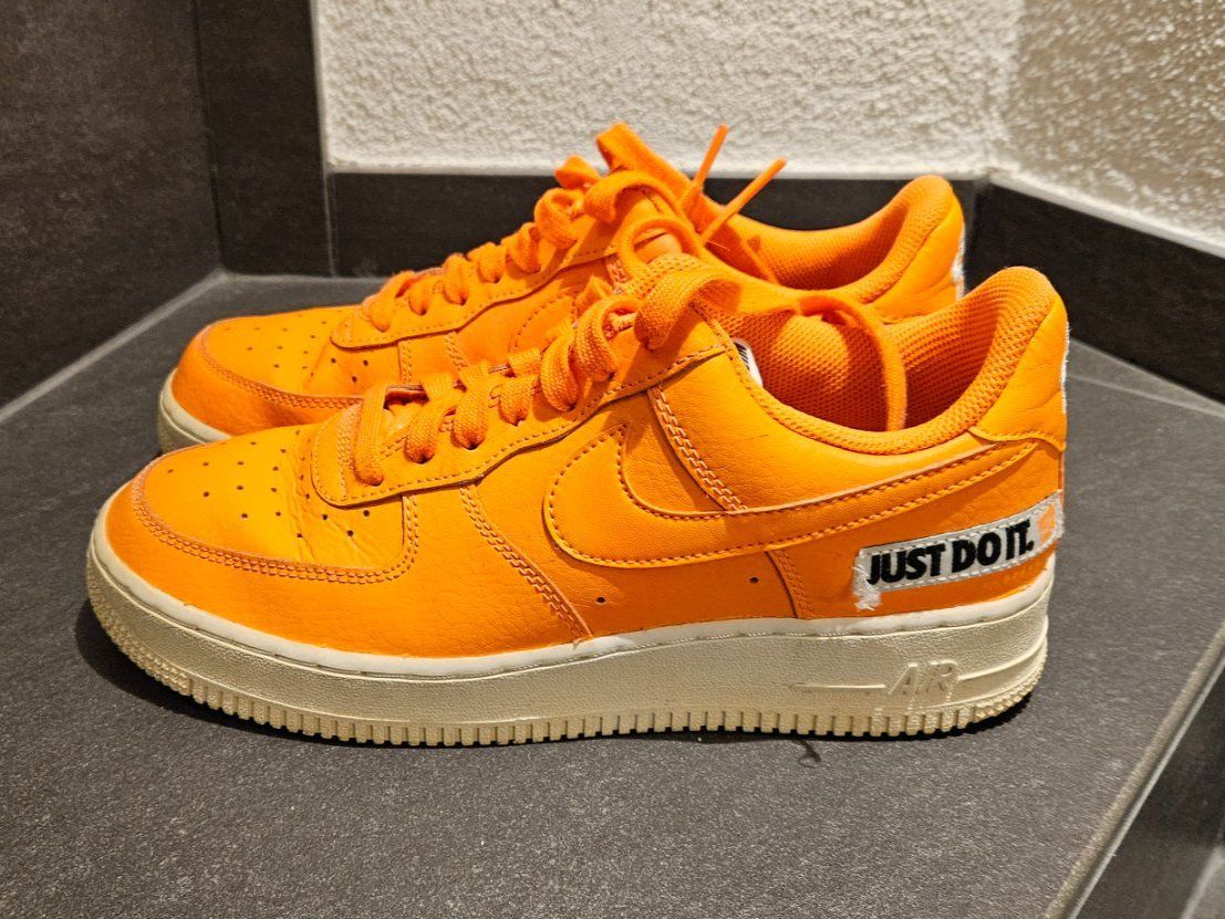 Nike Scarpe da uomo: Tolle Nike Air Force 1 Gr. 40 – Usato da Balgach venduto da silvia2030 1