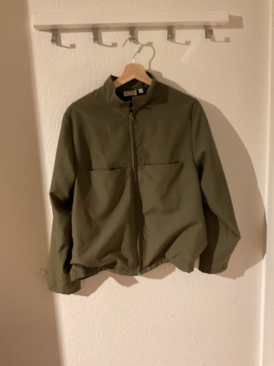 Giacche: Vintage Olivfarbene Jacke – Usato da Brütten venduto da del_sx5m