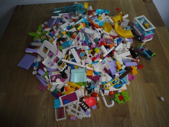 Lego Spielzeuge: LEGO FRIENDS U. A. CA.2.265 KILO – Gebraucht aus Teufen AR von Donschabl
