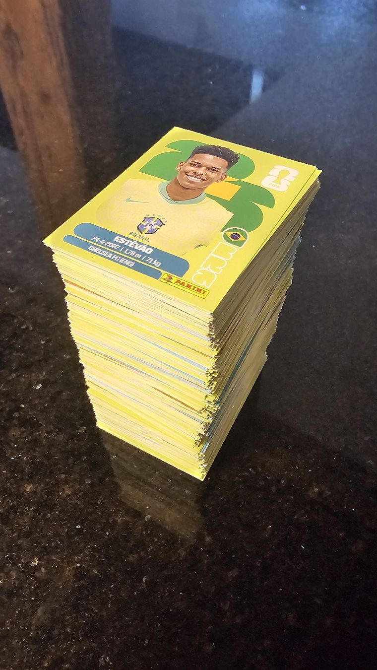 Panini Cartes à collectionner: 436 autocollants PANINIS 2026 – D'occasion à Essert FR par nicolas110 1