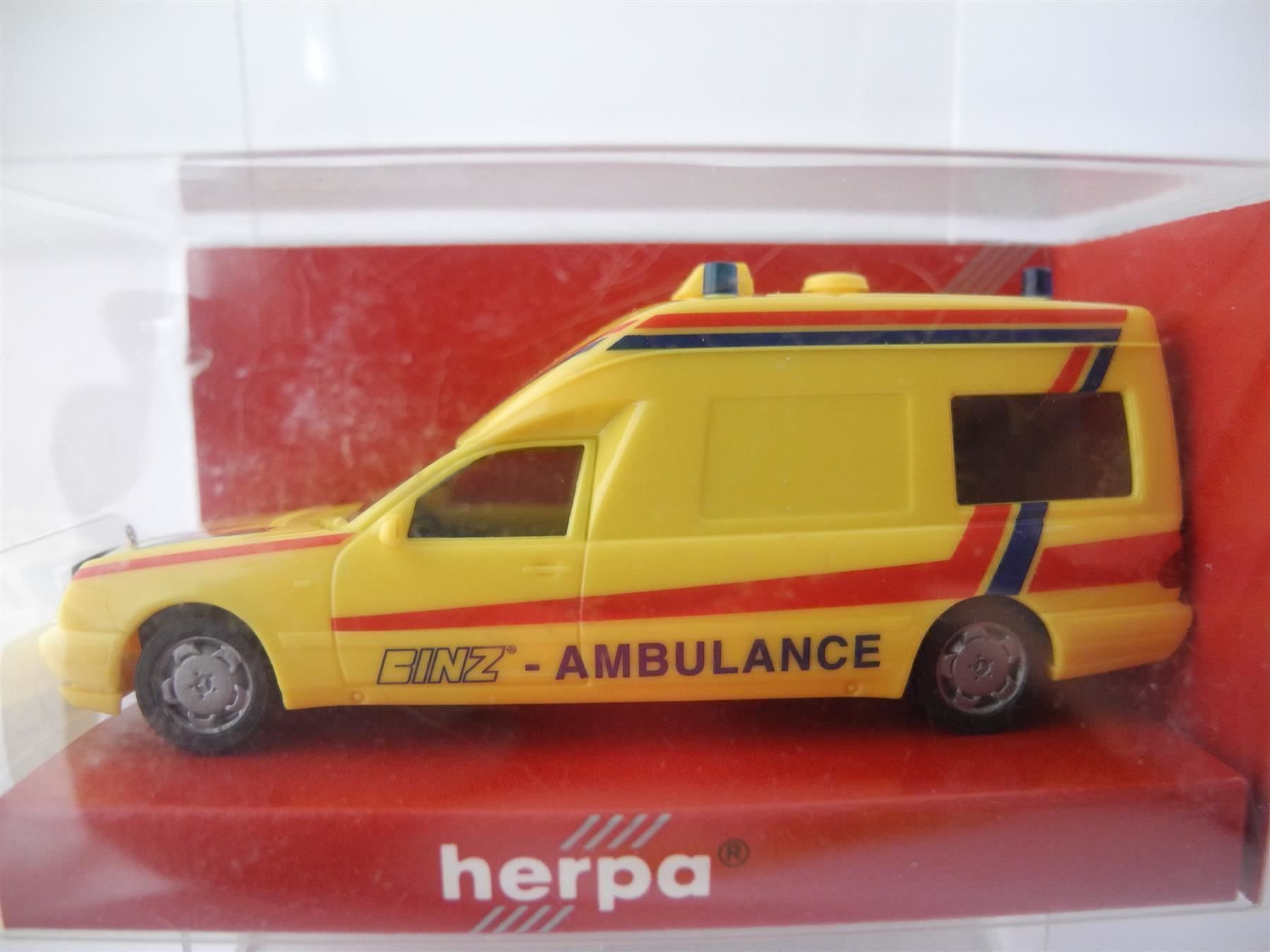 Herpa Modellini d'auto: Herpa 045513 "Ambulance", Nr. v5 – Nuovo e nell'imballaggio originale da Kottwil venduto da Crazyrolf 1