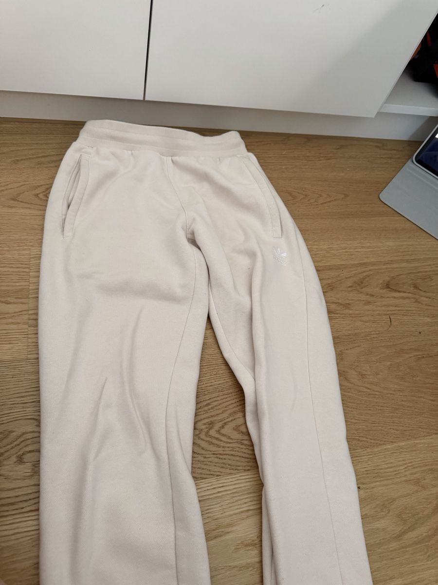 Adidas Hosen: jogging Addidas – Neu (gemäss Beschreibung) aus Carouge GE von goi_krq7