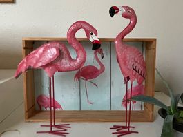 Flamingo: Dekoration zum Aufstellen aus Metall