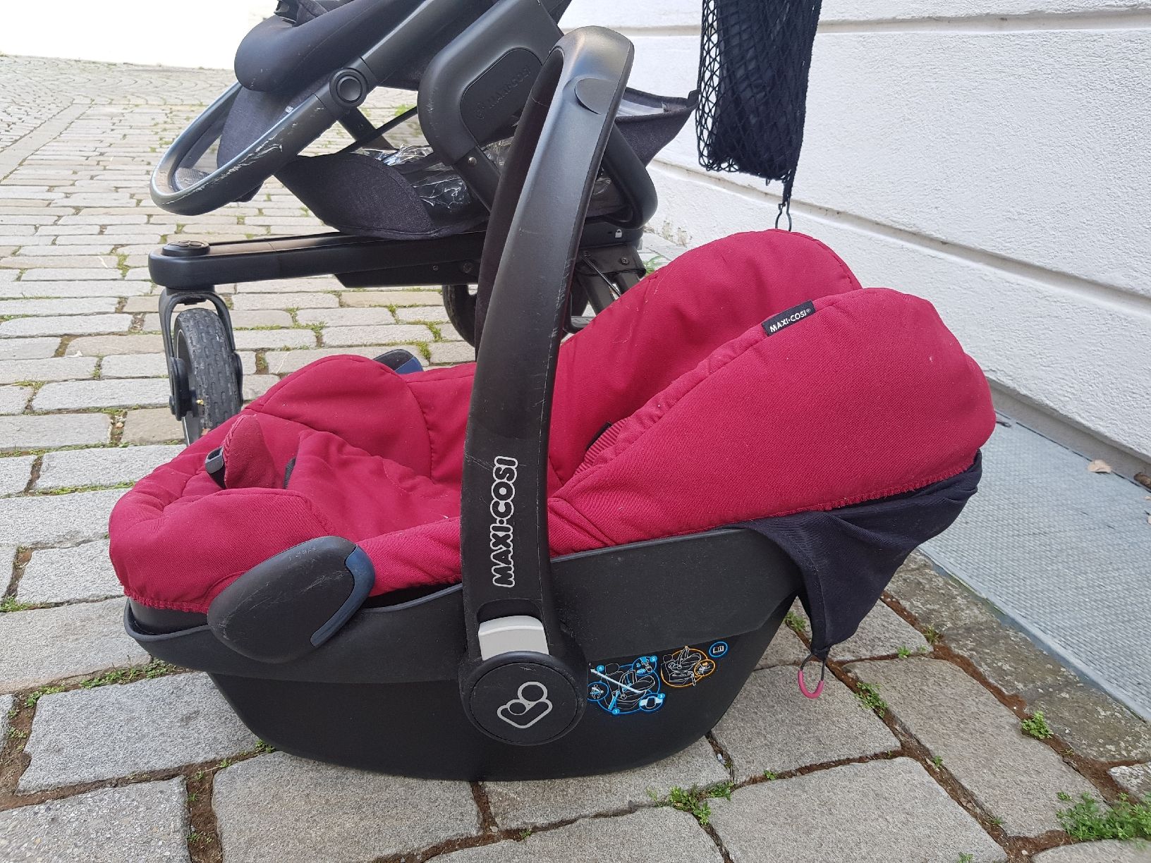 Maxi-Cosi Seggiolini per auto: Maxi-Cosi Babyschale  – Usato da Bremgarten AG venduto da Michelf1988