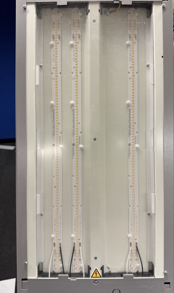 Lampade: Waldmann Stehleuchte – Usato da Bern venduto da samryan 5