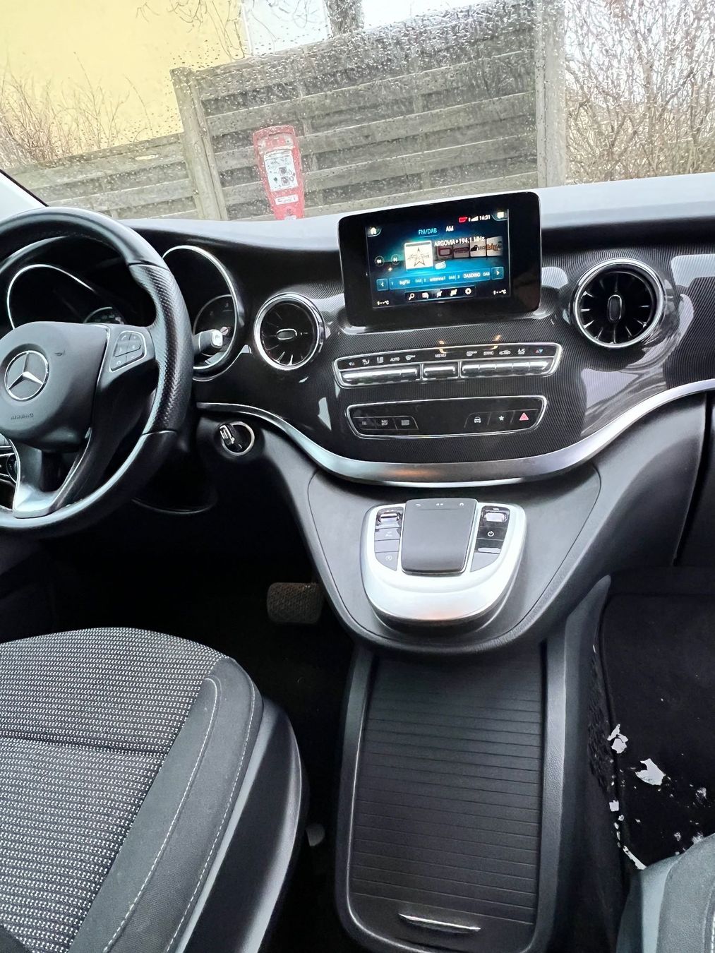 Mercedes-Benz Autos: Mercedes Benz V 220 d 9G-Tronic - Kompakt (Kurz) - Km 74000 – Gebraucht aus Othmarsingen von Lambretto 5