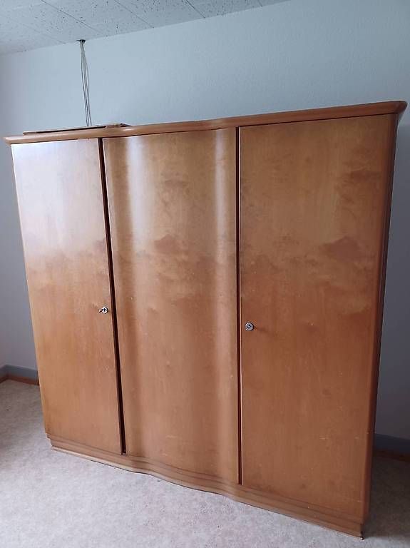 Armadi: Armoire ancienne – Usato da Soyhières venduto da 5jm_5czl