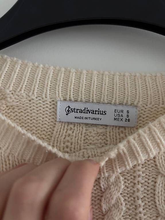 Stradivarius Maglioni & Felpe: Stradivarius kurzer Strickpullover beige Gr. S – Usato da Luzern venduto da aloevira 1