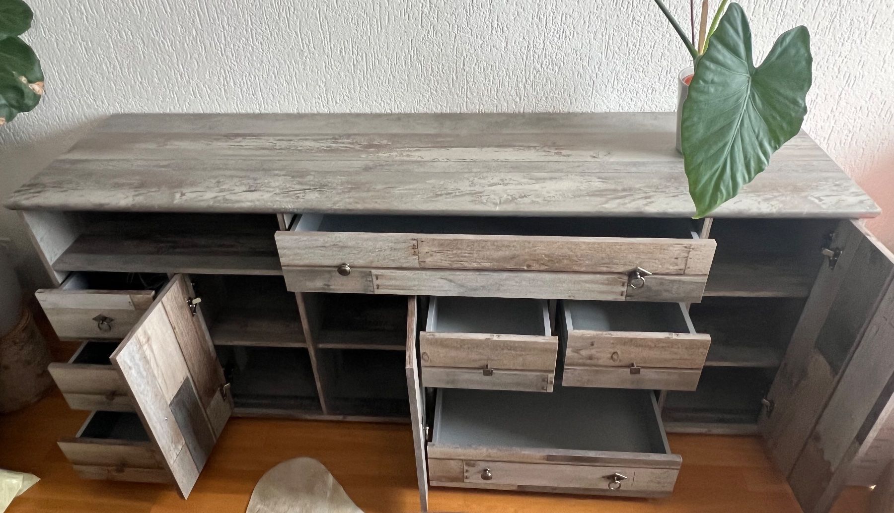 Cassettiere: Rustikale Holz Kommode/Sideboard im Vintage Look – Usato da Richterswil venduto da ang_2vks 2
